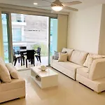 Apartamento en Cartagena con vista al mar